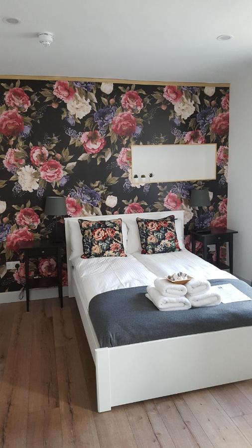 Pasta Factory Guest Rooms Голуэй Экстерьер фото