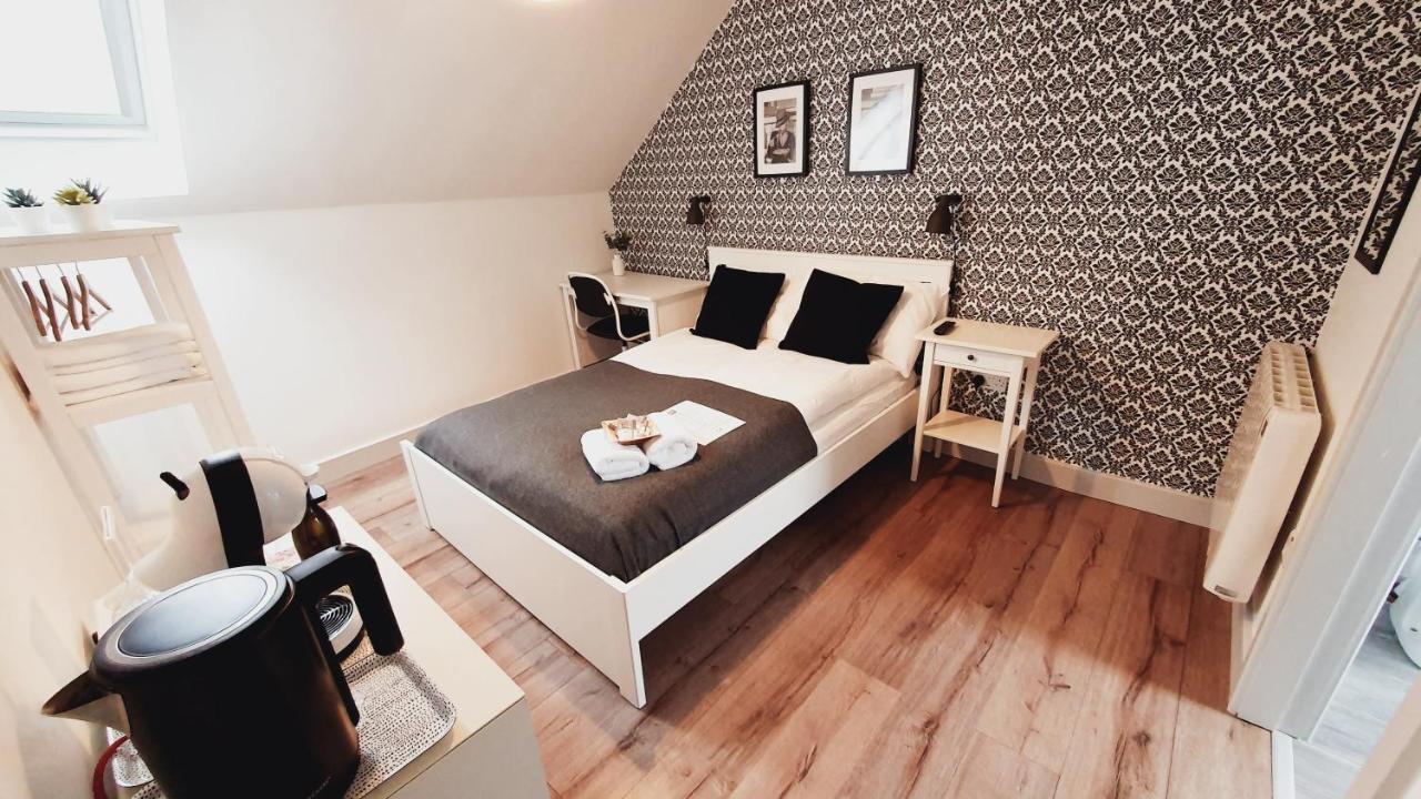 Pasta Factory Guest Rooms Голуэй Экстерьер фото
