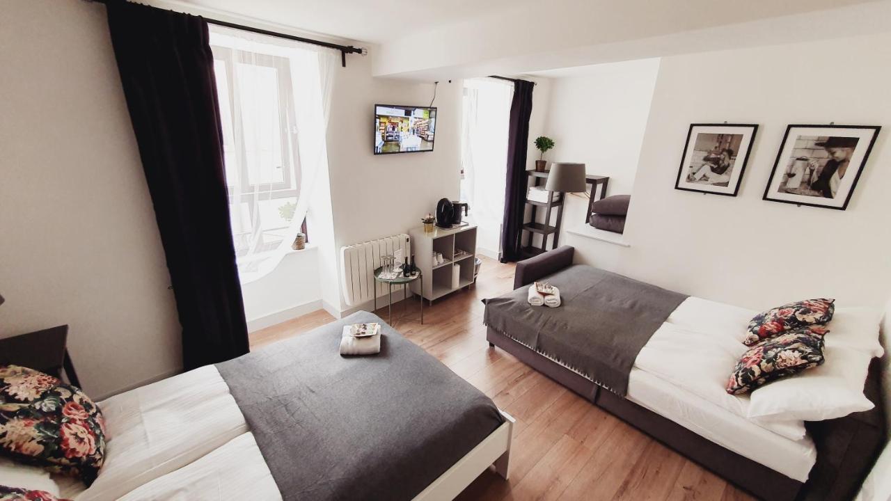 Pasta Factory Guest Rooms Голуэй Экстерьер фото